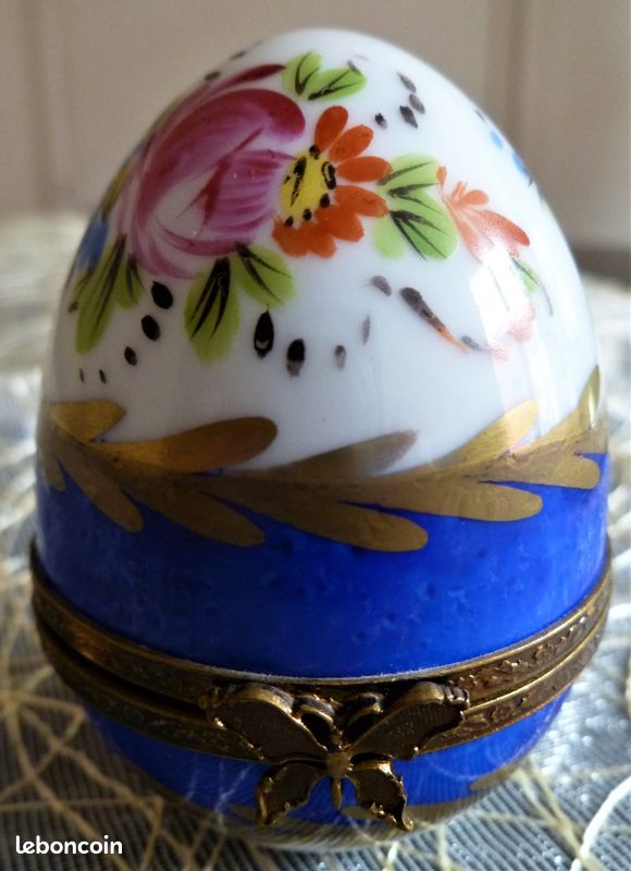 Pilulier œuf Fleuri En Porcelaine Peinte à La Main - Charnière Laiton - Vintage