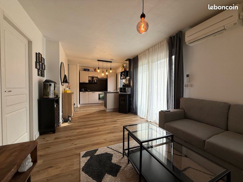 Appartement 2 pièces 44 m² · à Tencin · 43,9 m² · 850 €