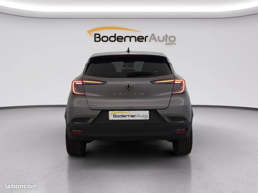 RENAULT Captur TCe 115 ch Techno (image 4)