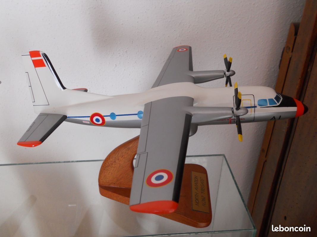 Maquette Avion F-RSIN FR16 NORD 262 Armée De L'Air, échelle 1/144, Résine
