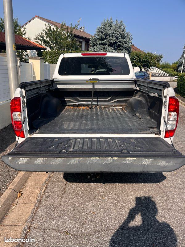 Nissan Navara Np 300 King cab (image 3)