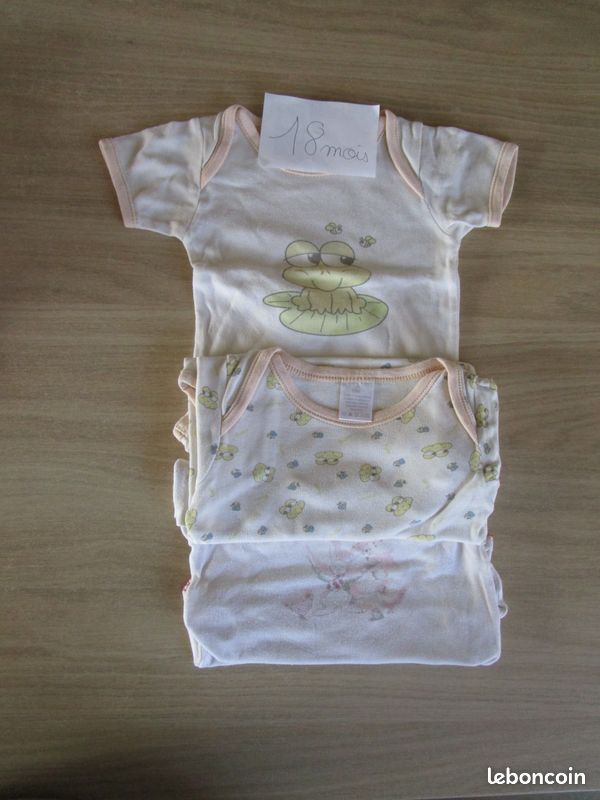 Vêtements 18 mois pour fille - lot 2 (image 8)
