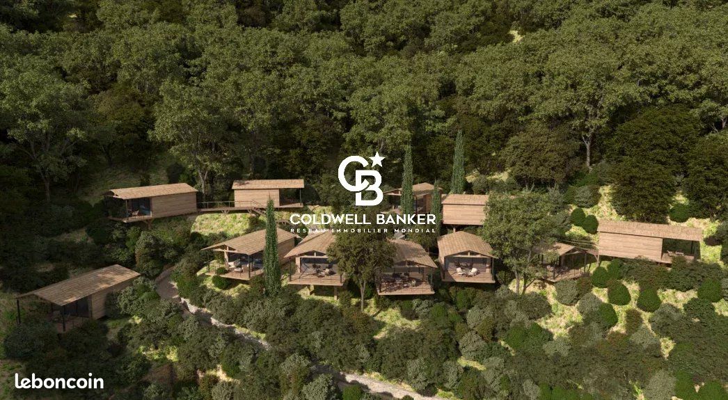 Maison 7 pièces 355 m² · à La Môle · 355 m² · 2 500 000 €