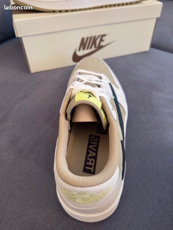 Jordan 1 low rétro golf Travis Scott olive neutre (image 4)