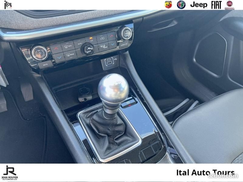 Jeep Compass 1.3 GSE T4 130ch Longitude/Pack Business/GPS/CAMERA (image 21)