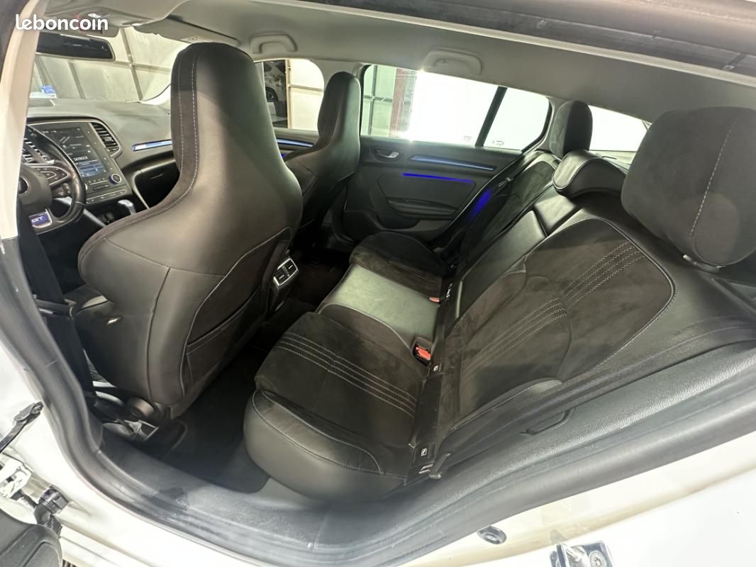 Renault Mégane Estate IV dCi 165 Energy EDC GT 4CONTROL (image 24)