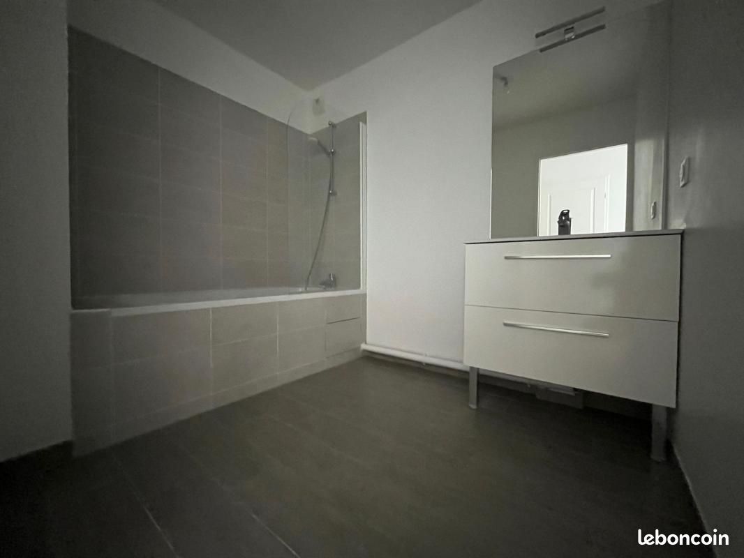 Appartement a louer villiers-sur-marne - 3 pièce(s) - 66 m2 - Surfyn