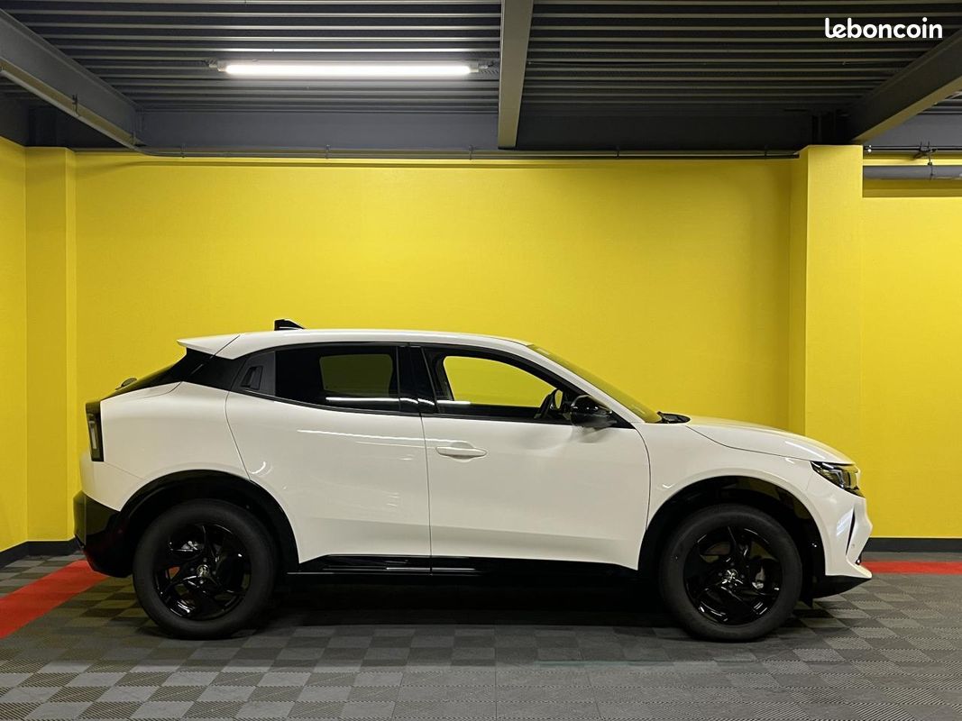 ALFA ROMEO JUNIOR 1.2 Ibrida - 145 - BV eDCT6 Premium (image 13)