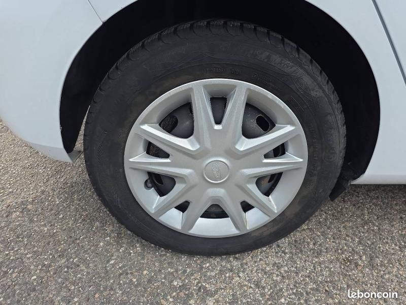 Ford Fiesta 1.0 EcoBoost 95ch Connect Business Nav 5p (image 8)