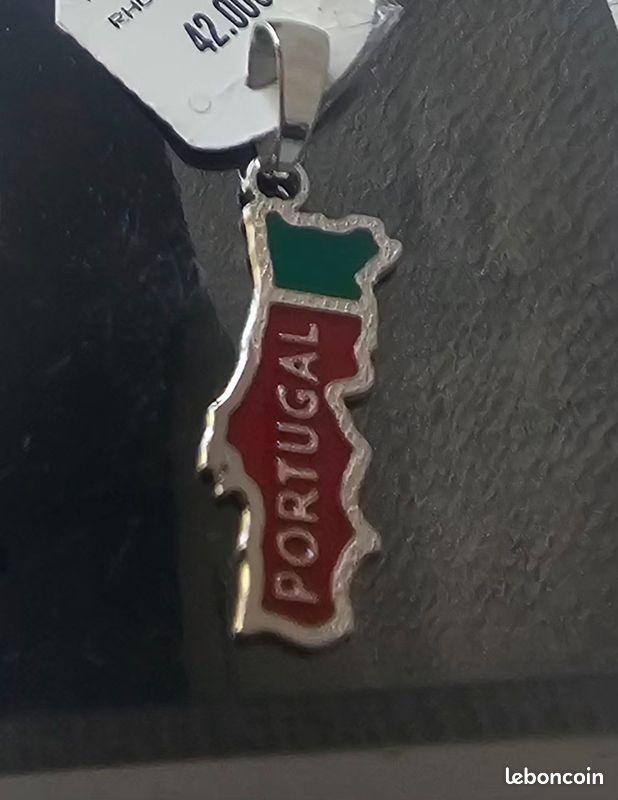 Pendentif Carte Du Portugal En Argent 925 - Bijou Finement Détailé
