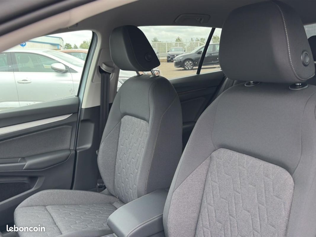 VOLKSWAGEN GOLF VIII 1.5 etsi evo2 116 life dsg7 (image 25)