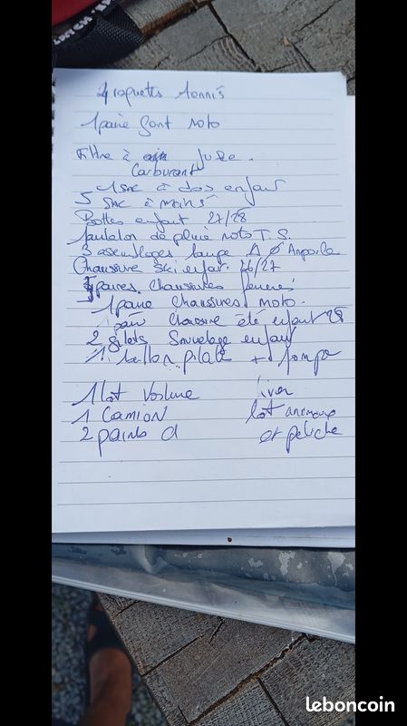 Coffre plein vide grenier (image 2)