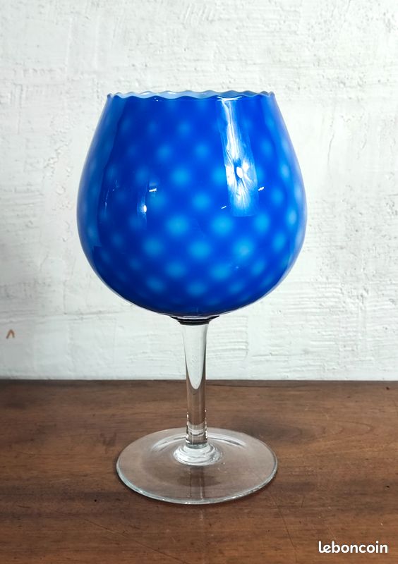 Grand et joli verre sur pied de couleur bleu ou cache pot déco vintage (image 3)