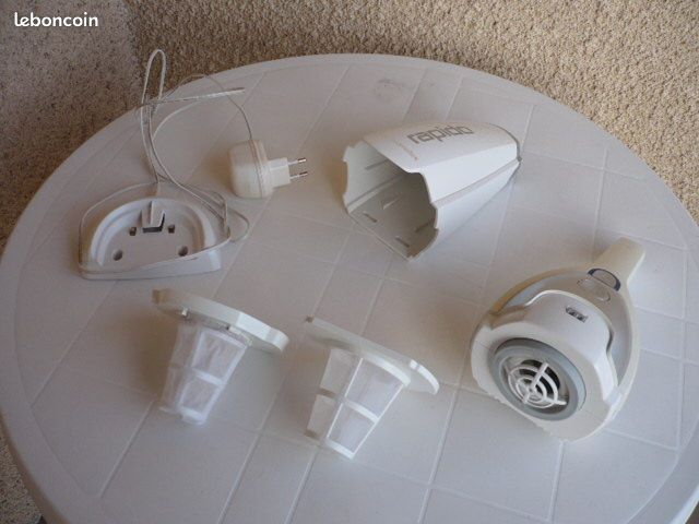 Aspirateur de Table Electrolux Rapido 3.6 V pour pièces (image 3)