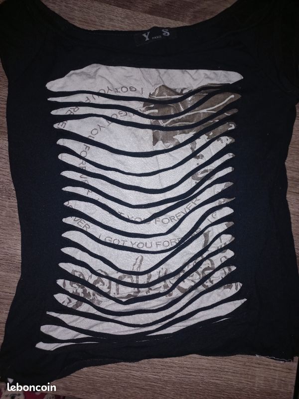 Tee-shirt stylé (image 1)