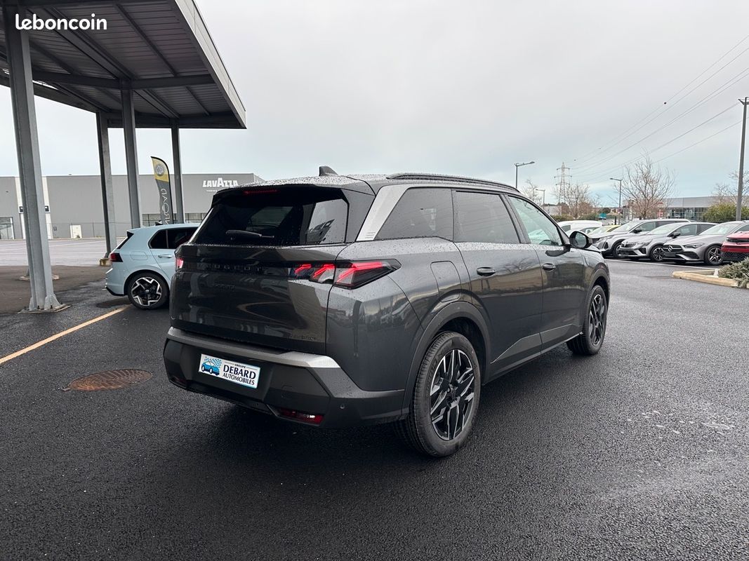 Peugeot 5008 HYBRID 145CH GT E-DCS6 (image 5)