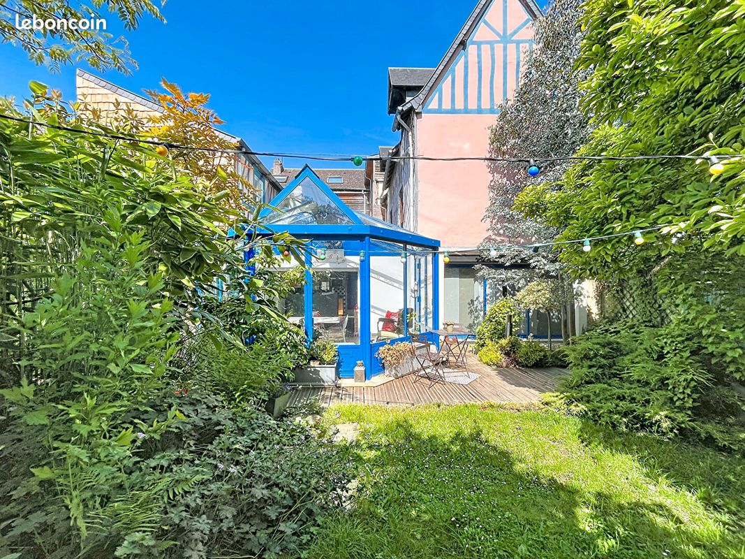 Maison 10 pièces 200 m² · à Rouen · 200 m² · 995 000 €