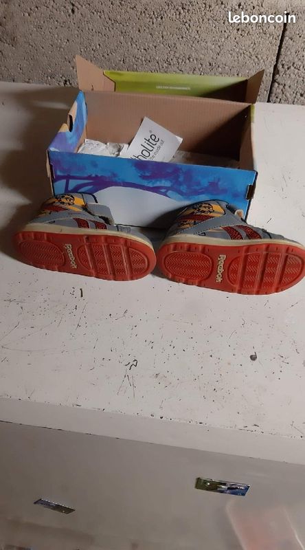 Chaussure Reebook Roi Lion (image 3)