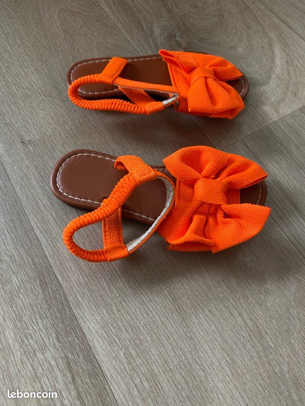 Sandale fille taille 26 (image 3)