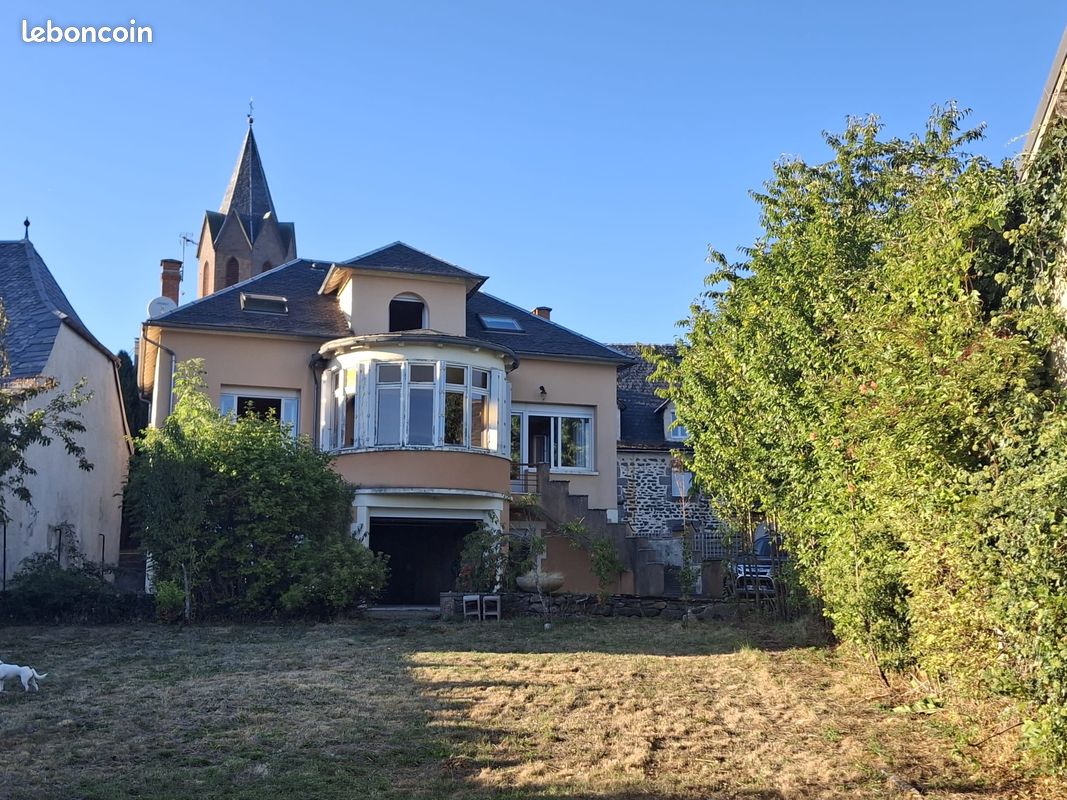 Maison 6 pièces 146 m² · à Neuvéglise-sur-Truyère · 146 m² · 217 300 €