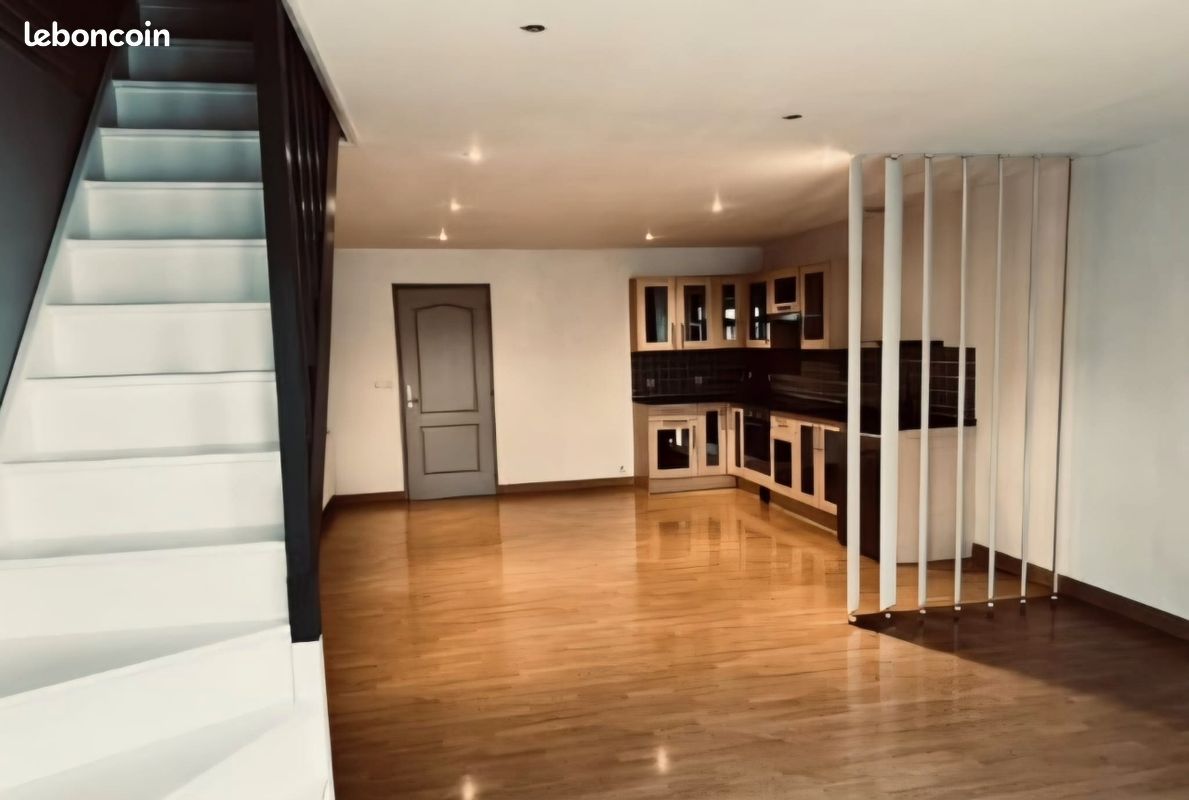 Maison 5 pièces 140 m² · à Villars-les-Dombes · 140 m² · 215 000 €