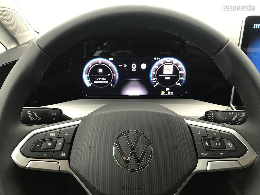 VOLKSWAGEN Golf SW 2.0 TDI 116 BVM6 Life Plus (image 24)
