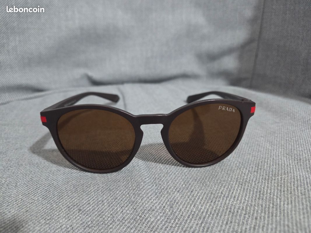 Lunettes de soleil Prada noires, verres marron , 25613 56■18-138 (image 2)
