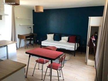 Appartement 1 pièce 23 m² · à Poitiers · 23 m² · 550 €
