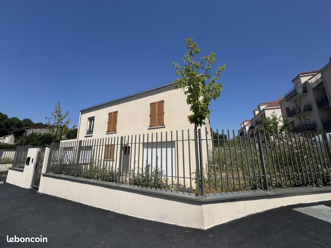 Maison 4 pièces 90 m² · à Villepinte · 90 m² · 425 000 €