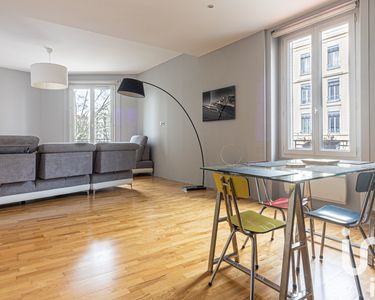 Appartement 316 000 € - 67 m²