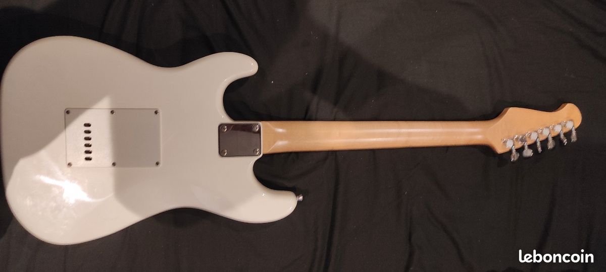 Guitare et ampli harley benton (image 3)