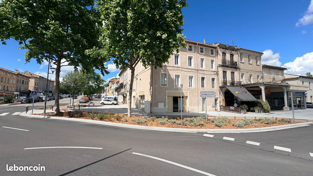 Immeuble 8 pièces 280 m² · à Carpentras · 280 m² · 399 000 €