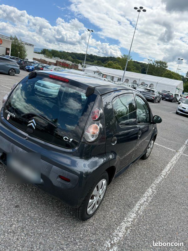 Citroen c1 1.0 i 70ch airdream confort 5 portes (image 4)