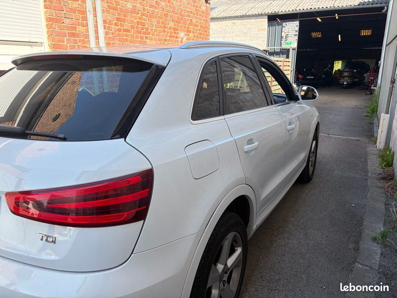 Audi Q3 (image 1)