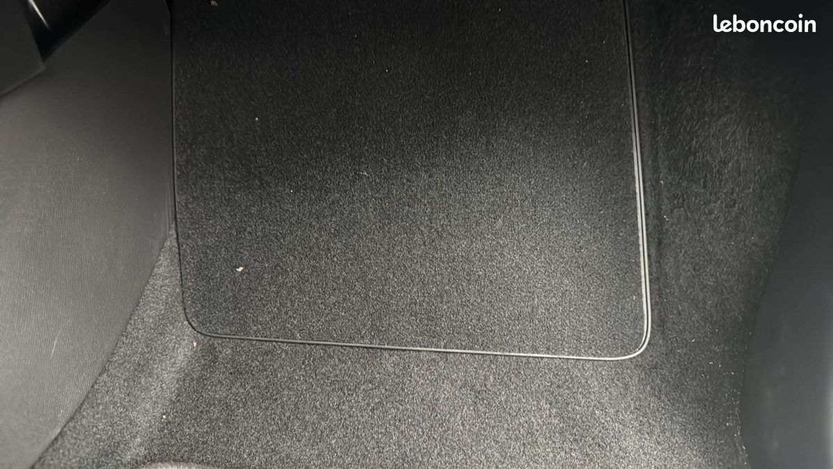 Renault twingo iii sce 65 equilibre (image 25)
