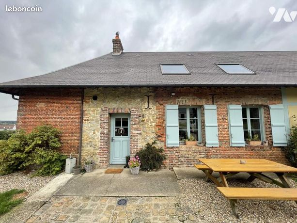 Maison 10 pièces 238 m²