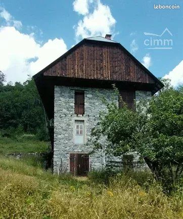 Maison 5 pièces 250 m²