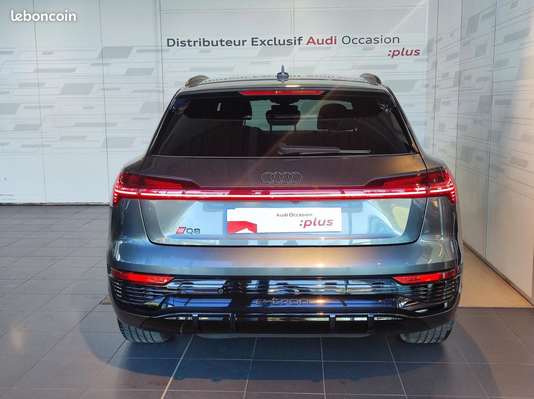 AUDI Q8 e-tron 55 408 ch 114 kWh Quattro Avus (image 12)