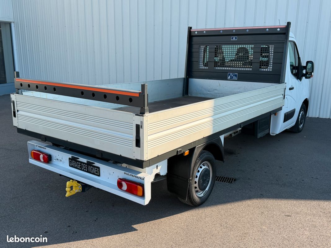 Renault Master châssis cabine plateau 3T5 L3 Energy DCI 150ch Grand Confort (image 8)