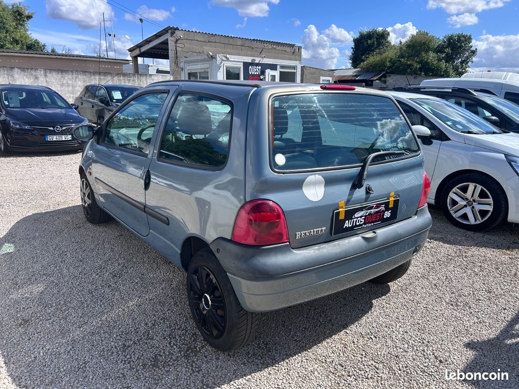 RENAULT TWINGO 1.2 i 75 cv 16V Expression 1ERE MAIN (image 5)