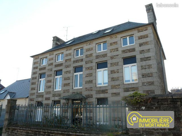 Appartement 2 pièces 28 m² · à Saint-Hilaire-du-Harcouët · 28 m² · 310 €/mois