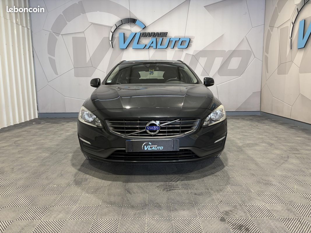 VOLVO V60 D2 115 ch Stop&Start Kinetic Business (image 2)