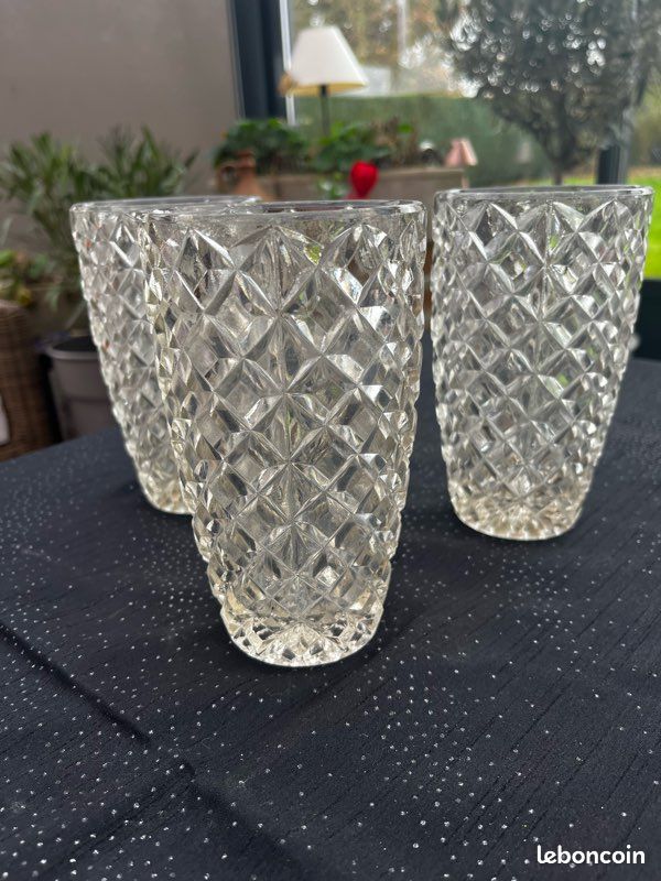 Lot De 3 Vases En Verre Transparent – Forme Ronde – Occasion