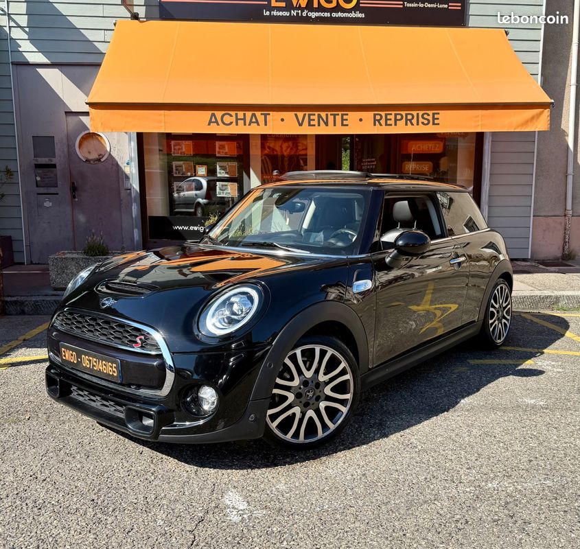 MINI MINI 2.0 192 COOPER S BVA EDITION YOURS- CAR PLAY- HARMAN/KARDON- CUIR- TOIT OUVRANT- GARANTIe (image 1)