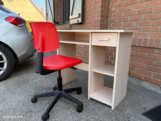 Chaise De Salle à Manger Funkier – Thème Moto – Italienne – Reconditionnée
