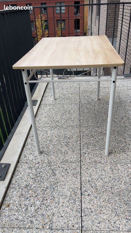 Table +chaise (image 1)