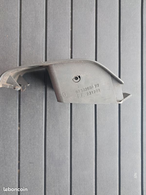 Grille d'aération gris peugeot 205 gti (image 2)