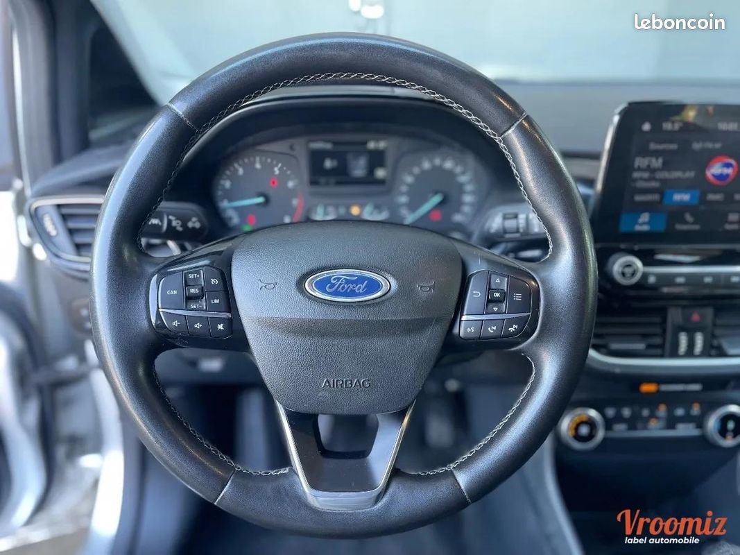 Ford Fiesta 1.0 SCTI 125 MHEV HYBRID TITANIUM (image 12)