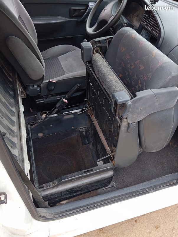 Siège basculant berlingo (image 2)
