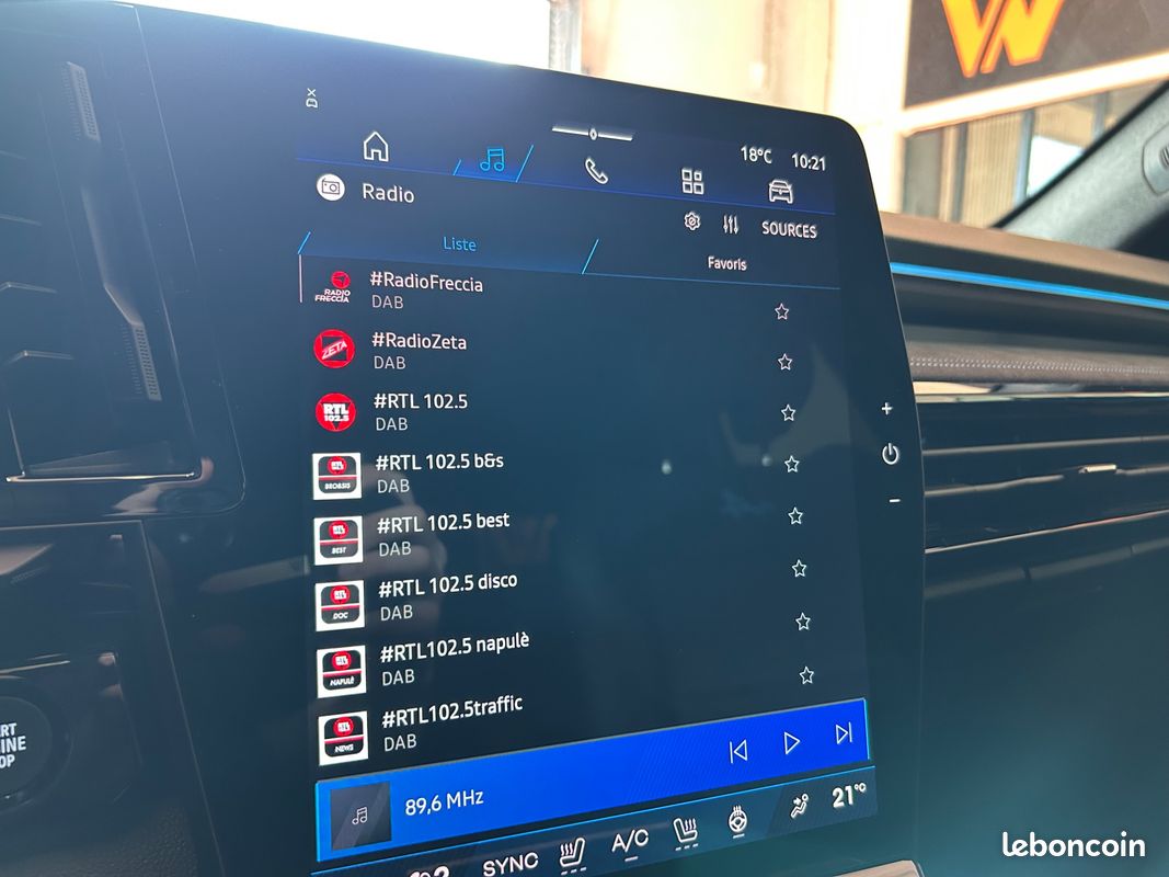 RENAULT Austral FULL HYBRID E-TECH 200 CH BVA ESPRIT ALPINE + PARK ASSIST + CAMERA 360 (image 17)